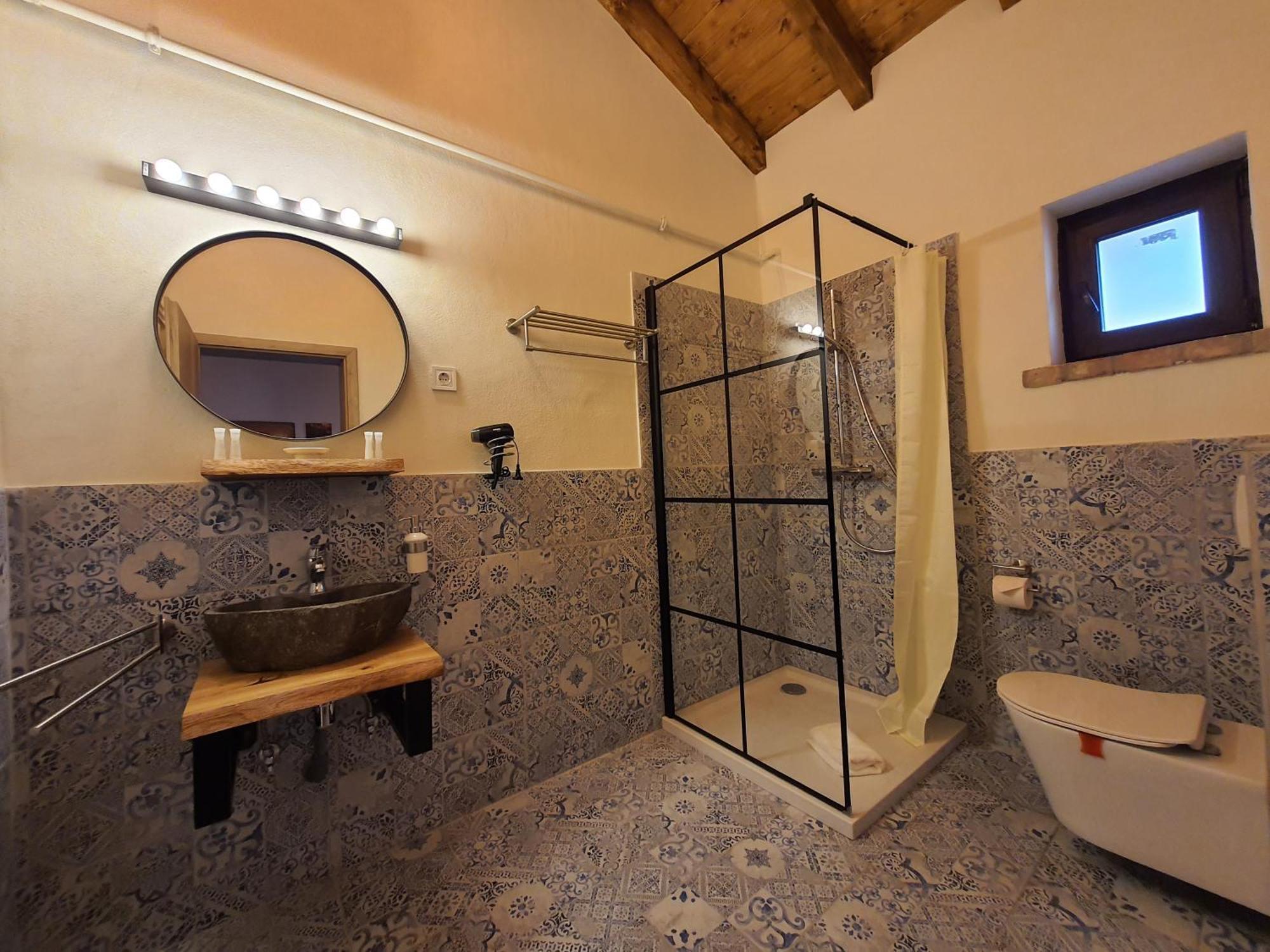 Complex Butoaiele Transilvaniei - Cazare & Spa - Natura - Relaxare Mediaş 外观 照片