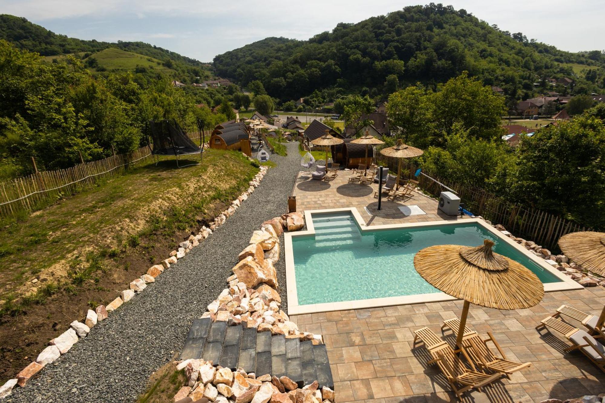 Complex Butoaiele Transilvaniei - Cazare & Spa - Natura - Relaxare Mediaş 外观 照片